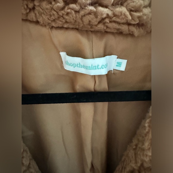 Shop the Mint Tan Sherpa Teddy Zip Jacket Size Medium - Picture 2 of 4
